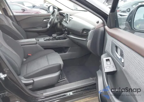 2021 Nissan Rogue Sv Fwd z USA, uszkodzony, nr VIN 5N1AT3BAXMC697891